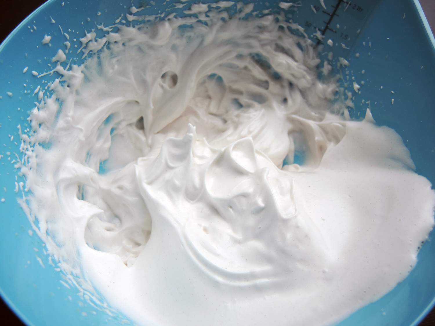 Aquafaba: veganer Eischnee aus Kichererbsenwasser Bild