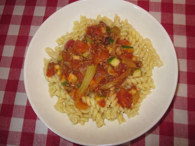 Fenchel-Zucchini-Pasta mit Hack