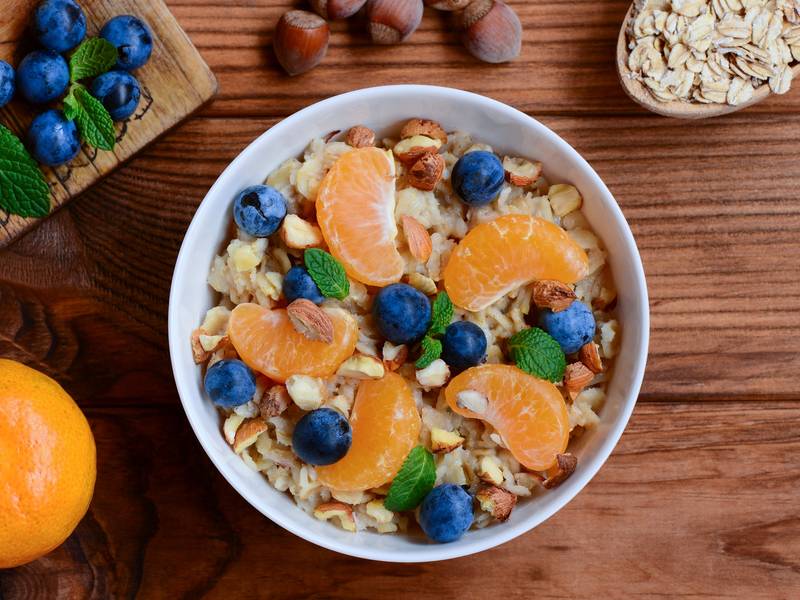 Mandelmilch-Gewürz-Porridge