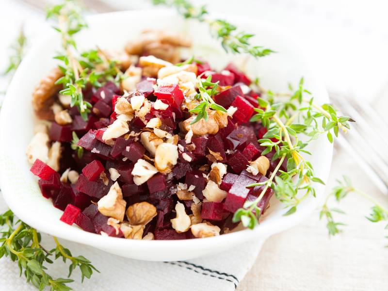 Rote Beete Salat mit Walnüssen