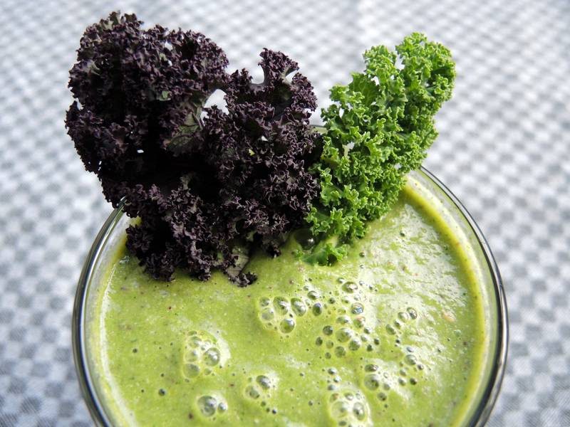 Grüner Eiweißshake (ohne Pulver)