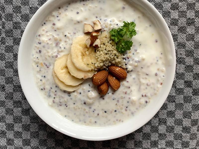 Proteinreiches Skyr-Quinoa-Frühstück