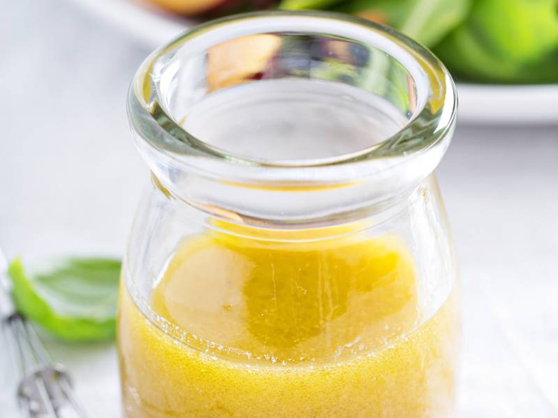 Orangen-Kurkuma-Dressing