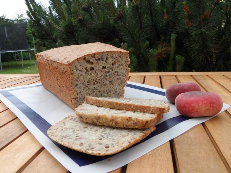 Dinkel-Buchweizen-Brot