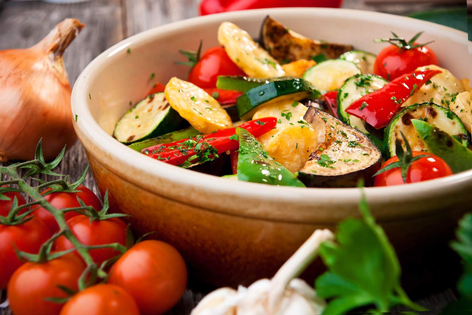 Ofengemüse mediterran Bild