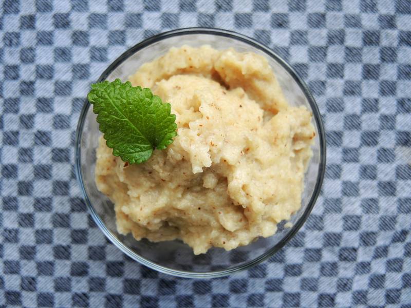 Griesbrei kochen - vegan mit Dinkelgries und Mandeln