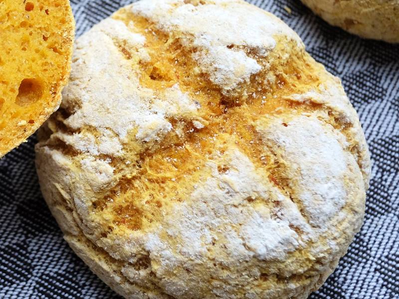 Glutenfreies Brot mit Kürbis