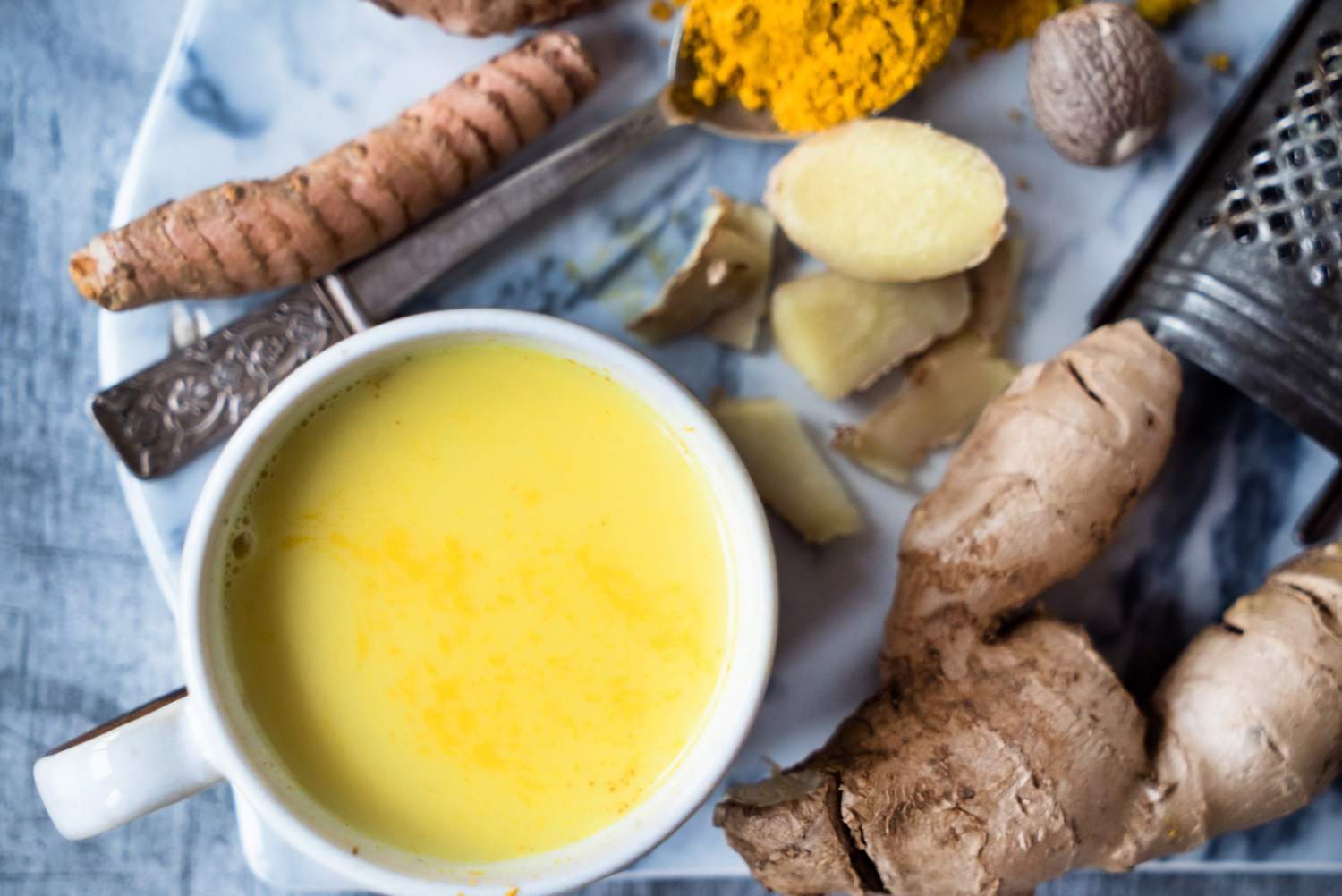 Kurkuma Latte (Goldene Milch)  Bild