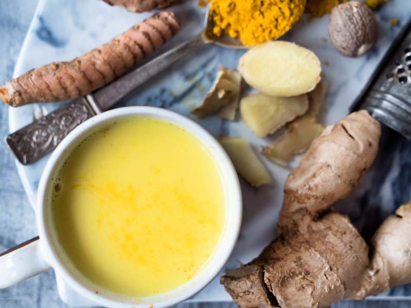 Kurkuma Latte (Goldene Milch) 