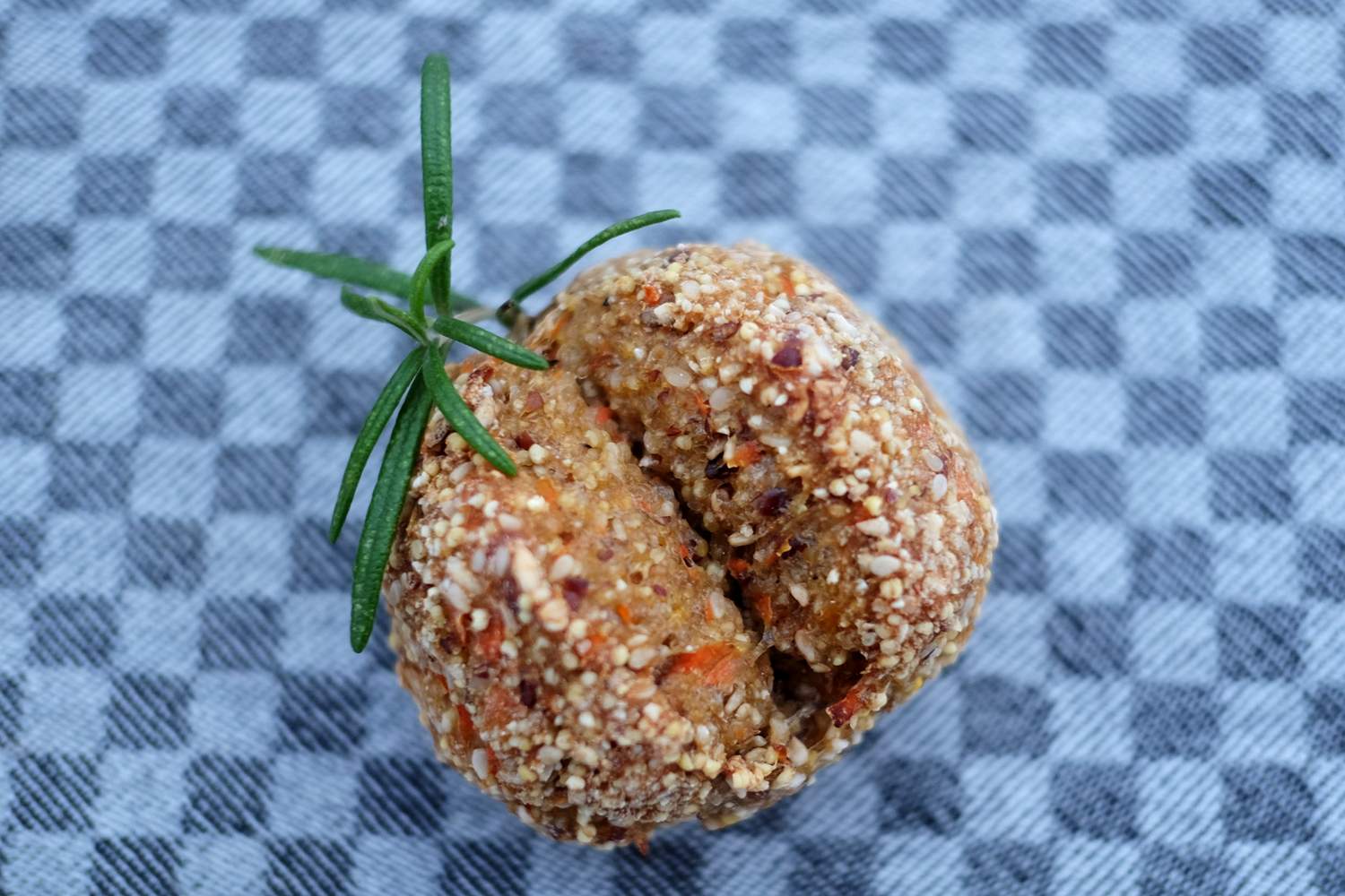 Hirse-Karotten-Brötchen glutenfrei Bild