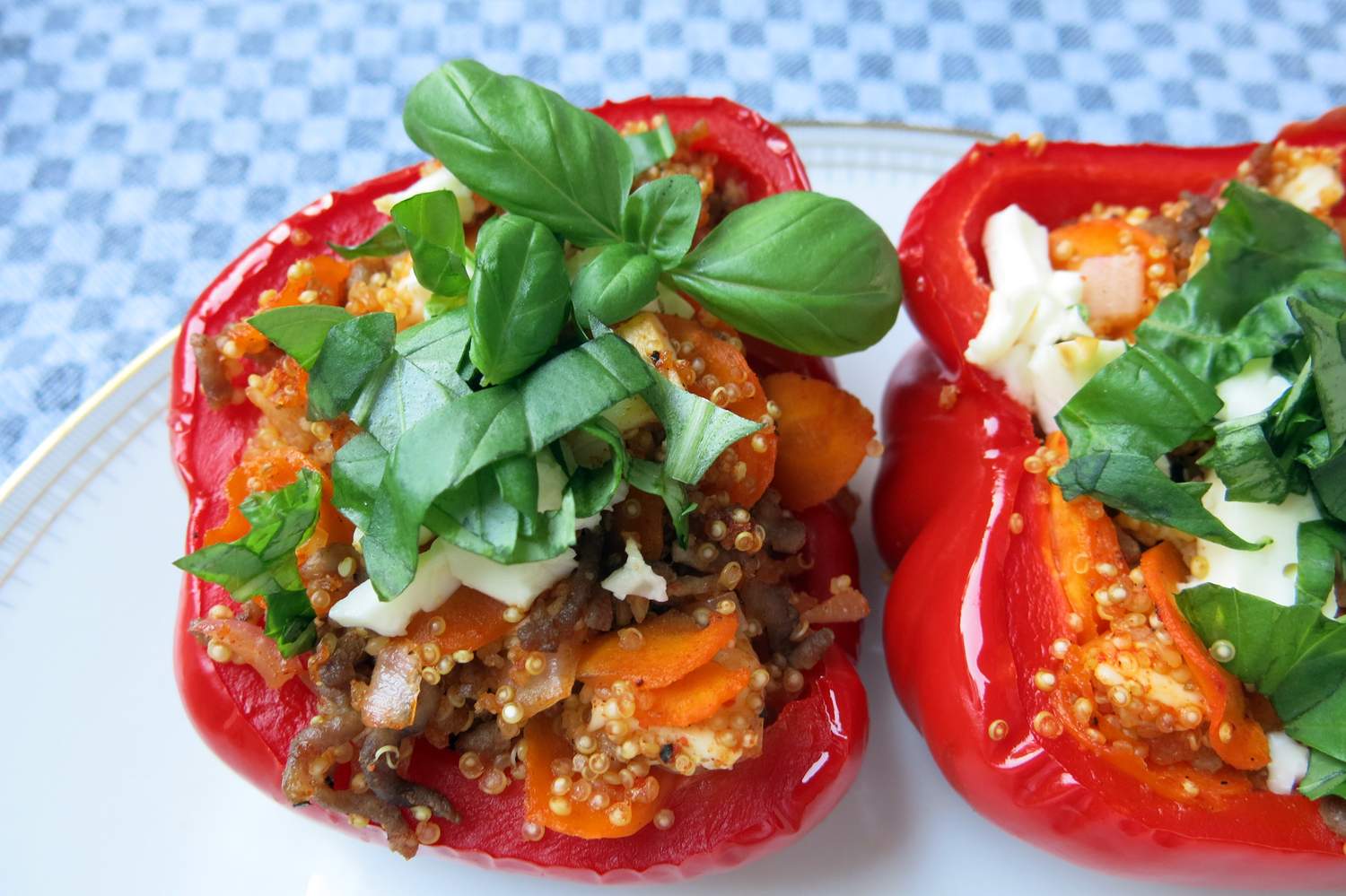 Gefüllte Paprika mit Hackfleisch Bild