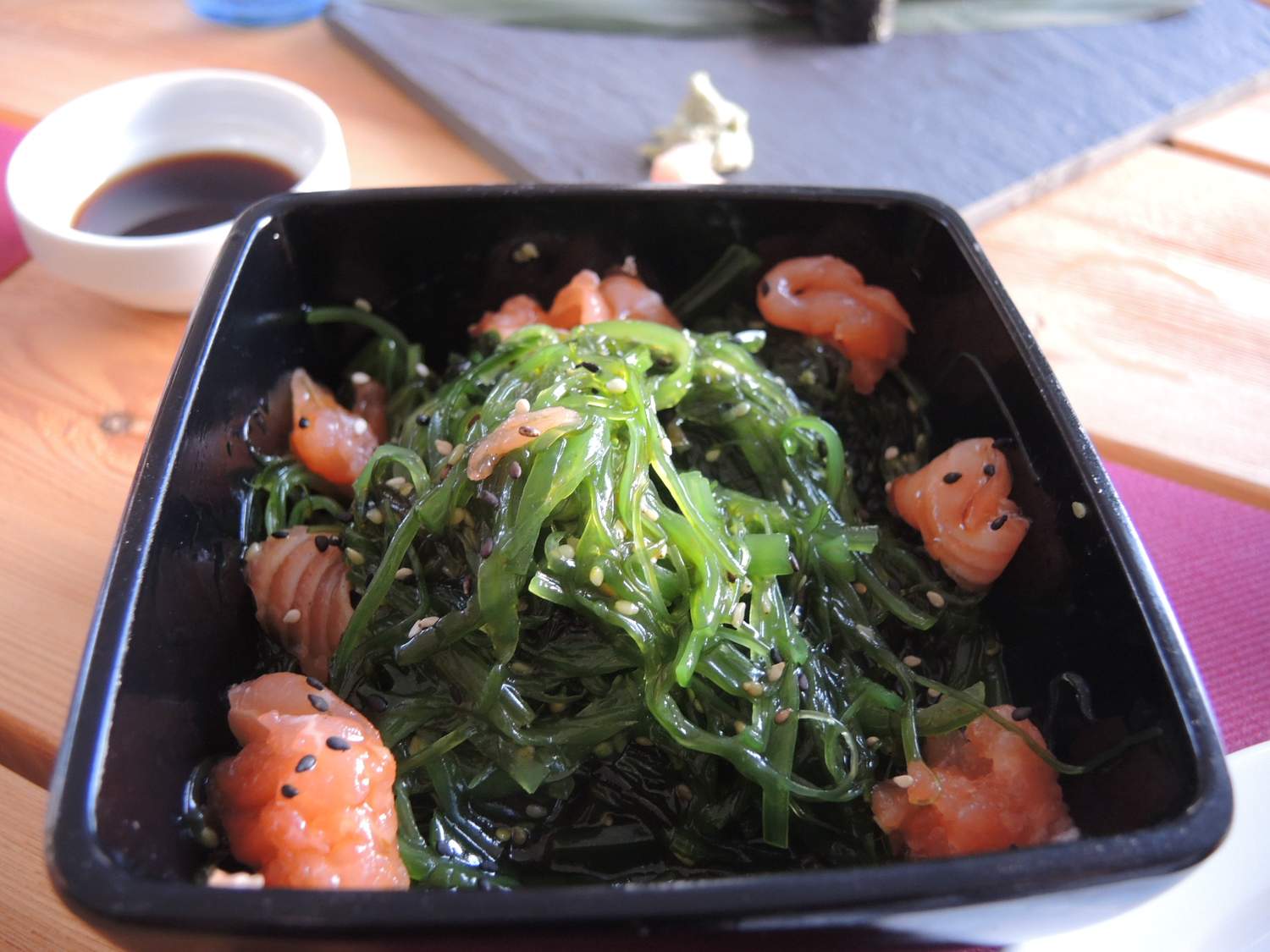 Wakame Salat Bild