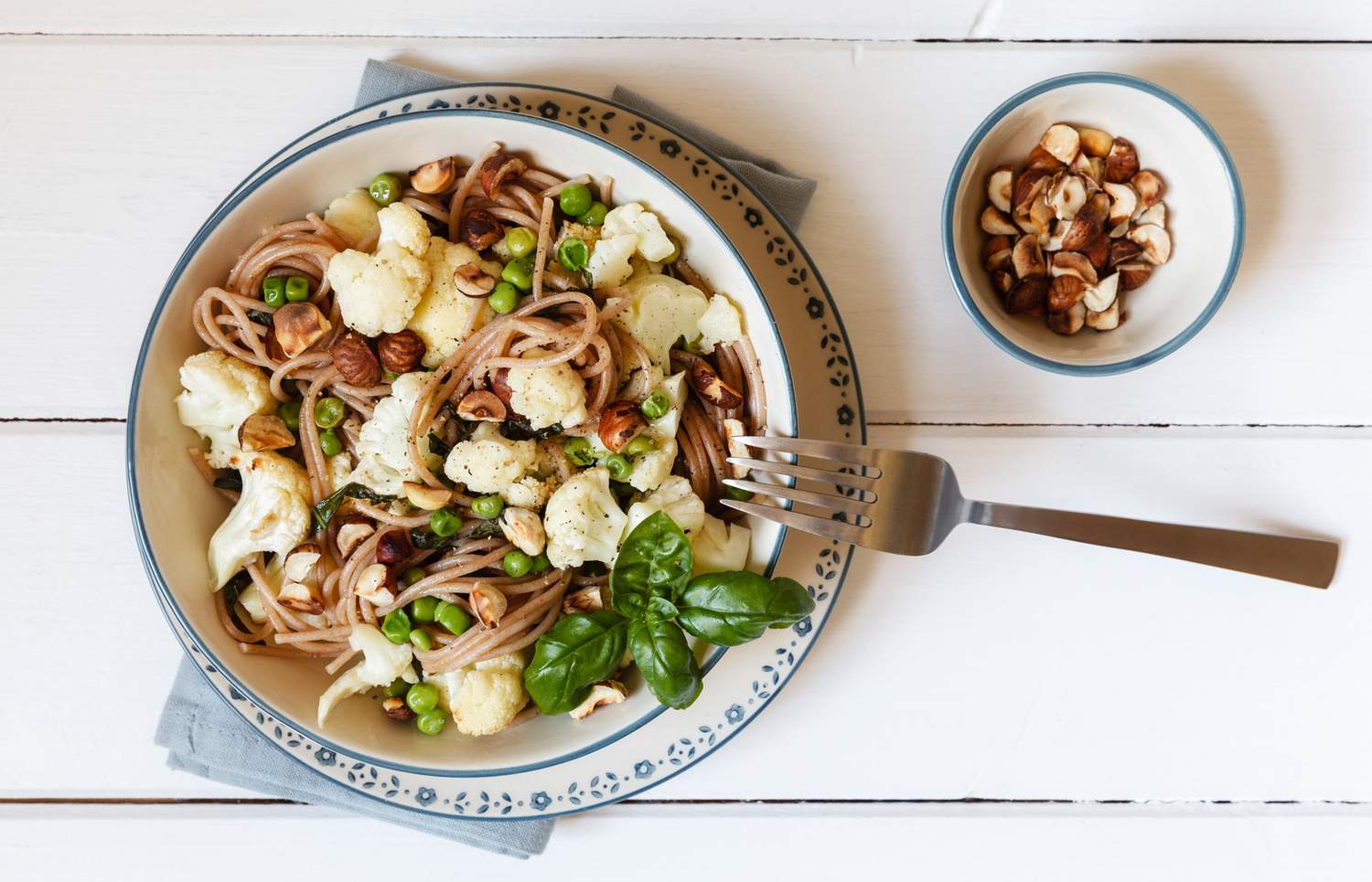 Gerösteter Blumenkohl mit Vollkornspaghetti Bild