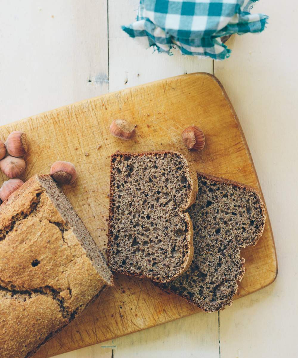 Nuss-Sesambrot ohne Gluten, Hefe und Milch Bild