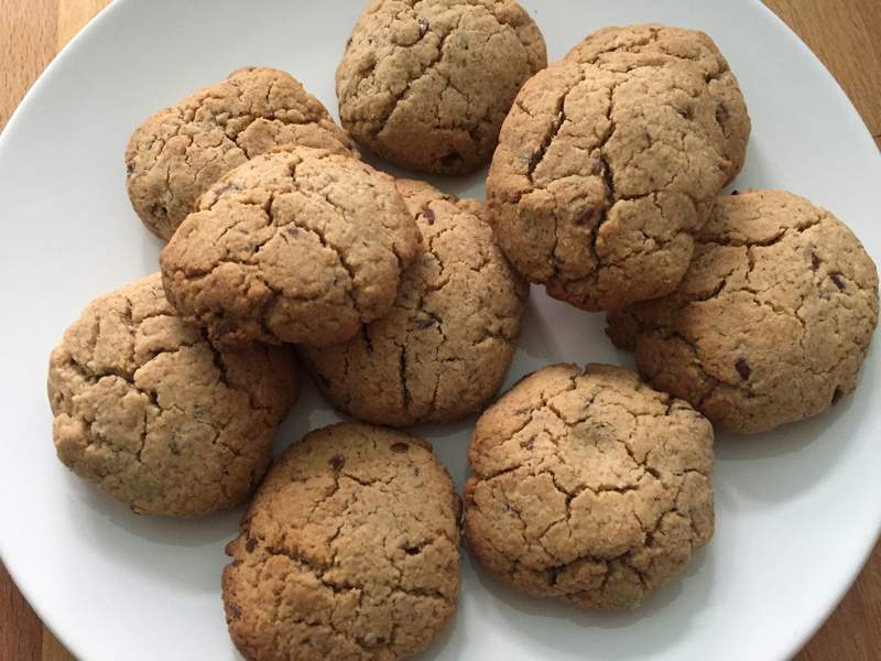 Erdmandelkekse mit Leinsamen 